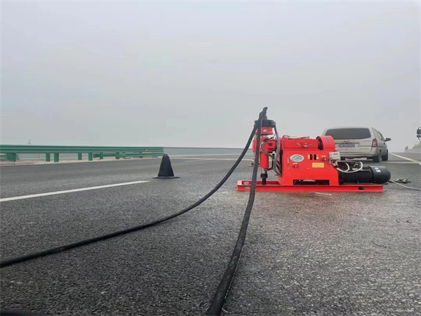 寿宁马路路基路面开裂下沉注浆加固灌浆